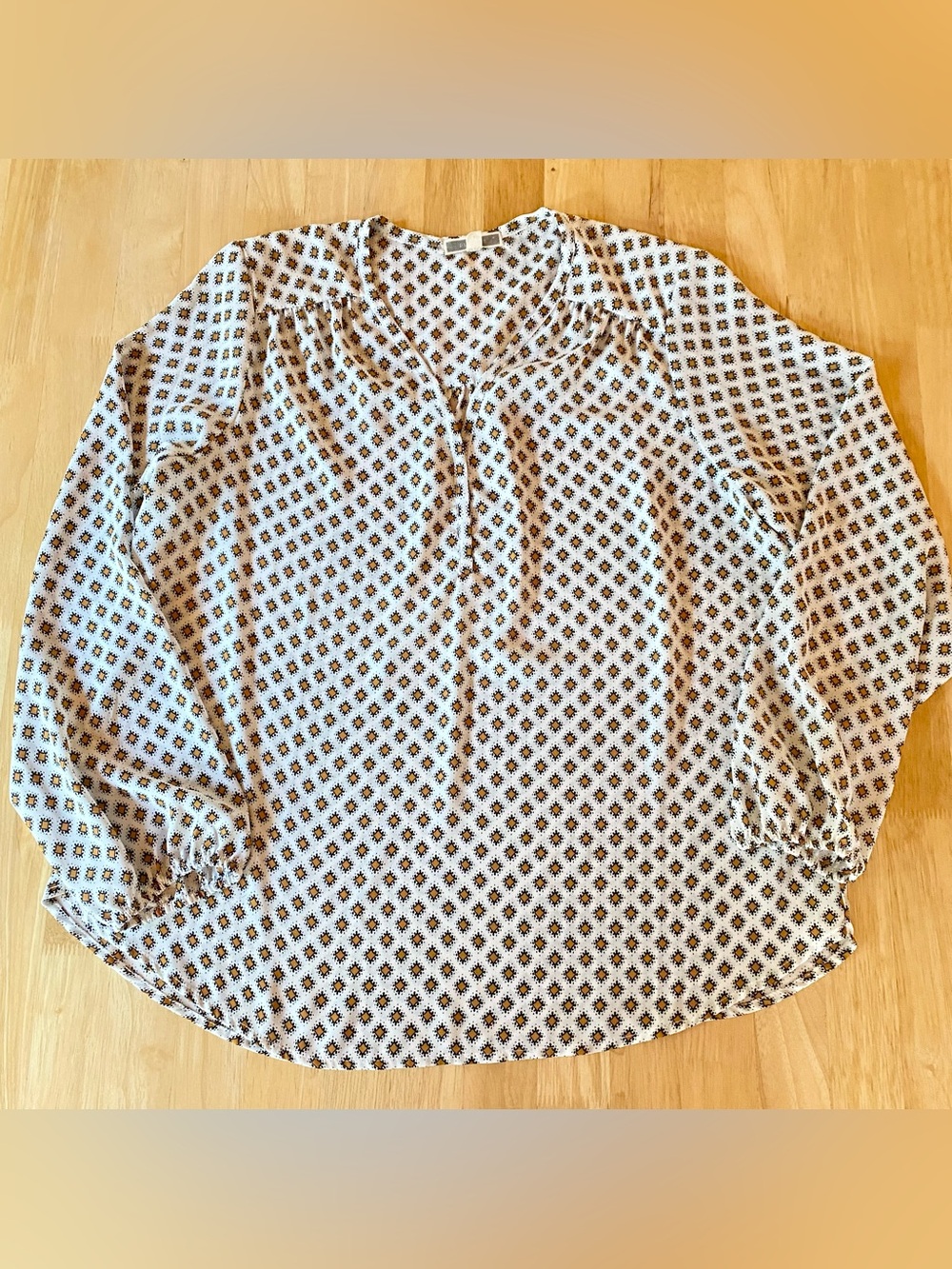 Pleione Cream and Gold Printed Long Sleeve Blouse